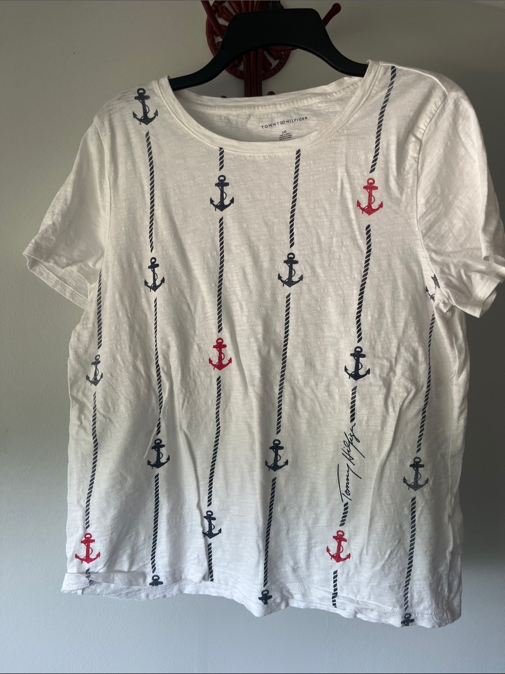 Tommy Hilfiger White Tee with Navy Rope and Red Anchors